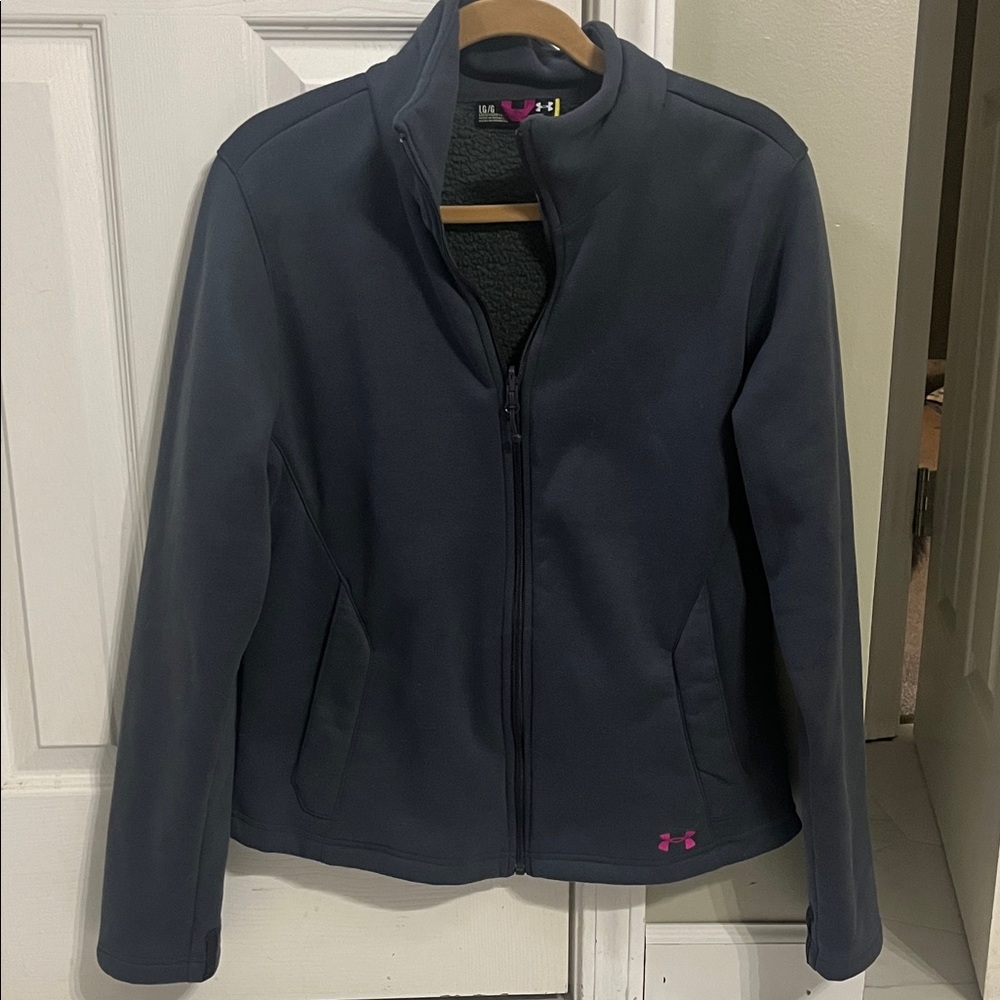 Under Armour Women's dark gray Zip up